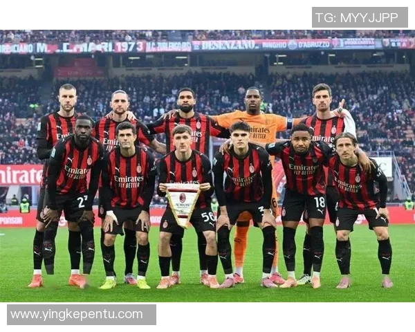 足总杯激战:AC米兰与里昂战平后点球大战引发全场热烈反响 足总杯激战:AC米兰与里昂战平后点球大战引发全场热烈反响