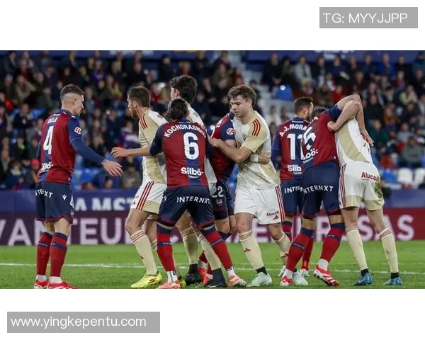 国王杯惊现冷门皇马与国米战成平局乌龙球引发全场热议