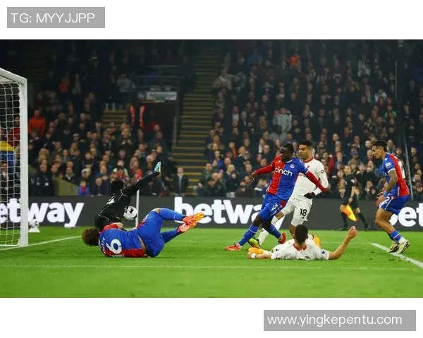 足总杯曼城大胜本菲卡五球狂潮补时争议判罚引发全场热议