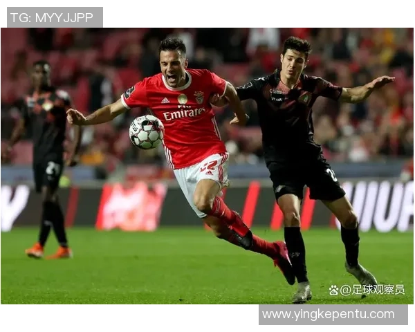 欧冠惊心动魄之战本菲卡逆转曼联补时绝杀引发全场狂欢